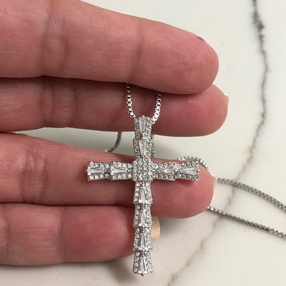 18k White Gold Filled CZ Cross Necklace - Picture 5 of 7